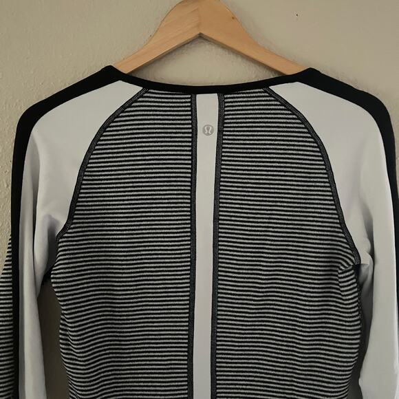 Lululemon Runder Under long sleeve - Picture 4 of 9